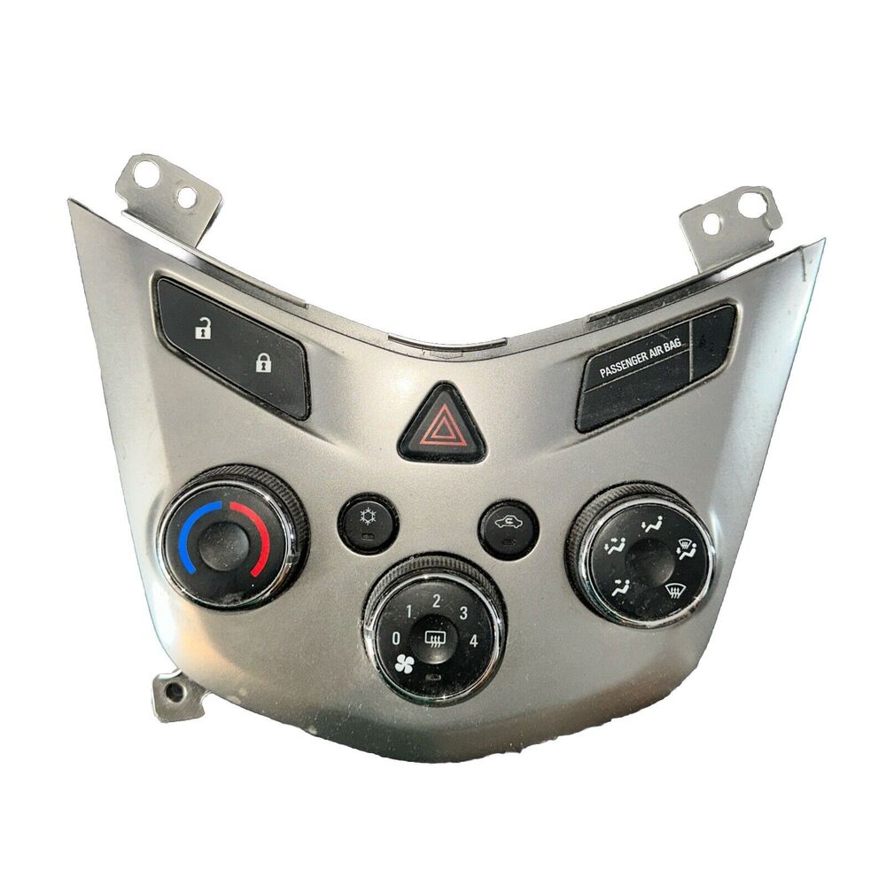2012-2012 Chevrolet Sonic Ac Heater Climate Control Temperature Oem YNC42